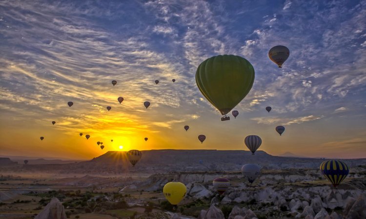 Göreme: Cappadocia Standart Hot Air Balloon Sunrise Flight