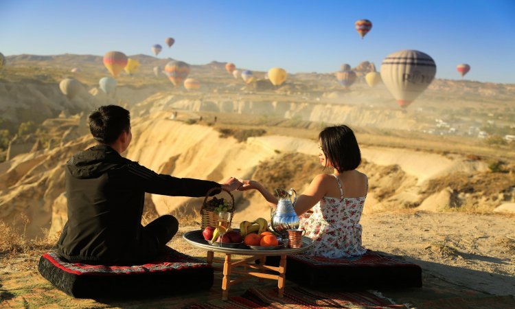 Cappadocia: Private Regular Hot Air Balloon Watching at Sunrise with Pickup