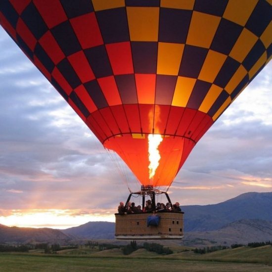 Cappadocia: Cat Valley Hot Air Balloon Ride at Sunrise