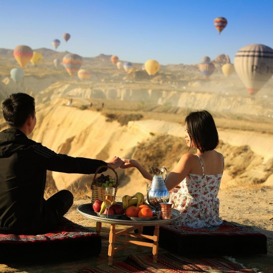 Cappadocia: Regular Hot Air Balloon Watching at Sunrise with Pickup