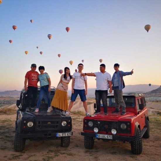 Cappadocia: Private Off-Road Jeep Sunrise Trip with Drink